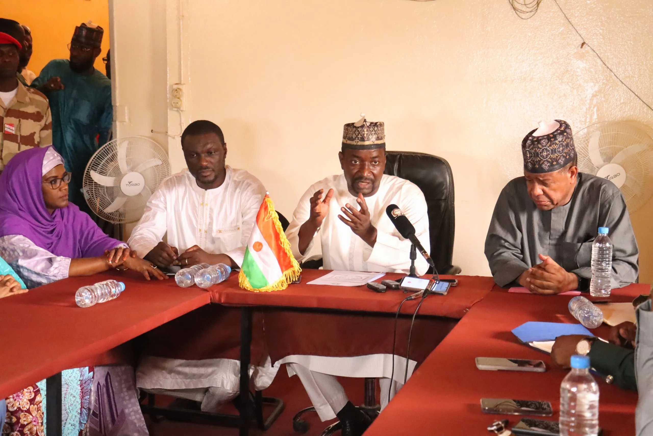 Niamey : Le nouveau Ministre de la communication visite la radio ‘’Voix du Sahel’’ et la télévision nationale (RTN)