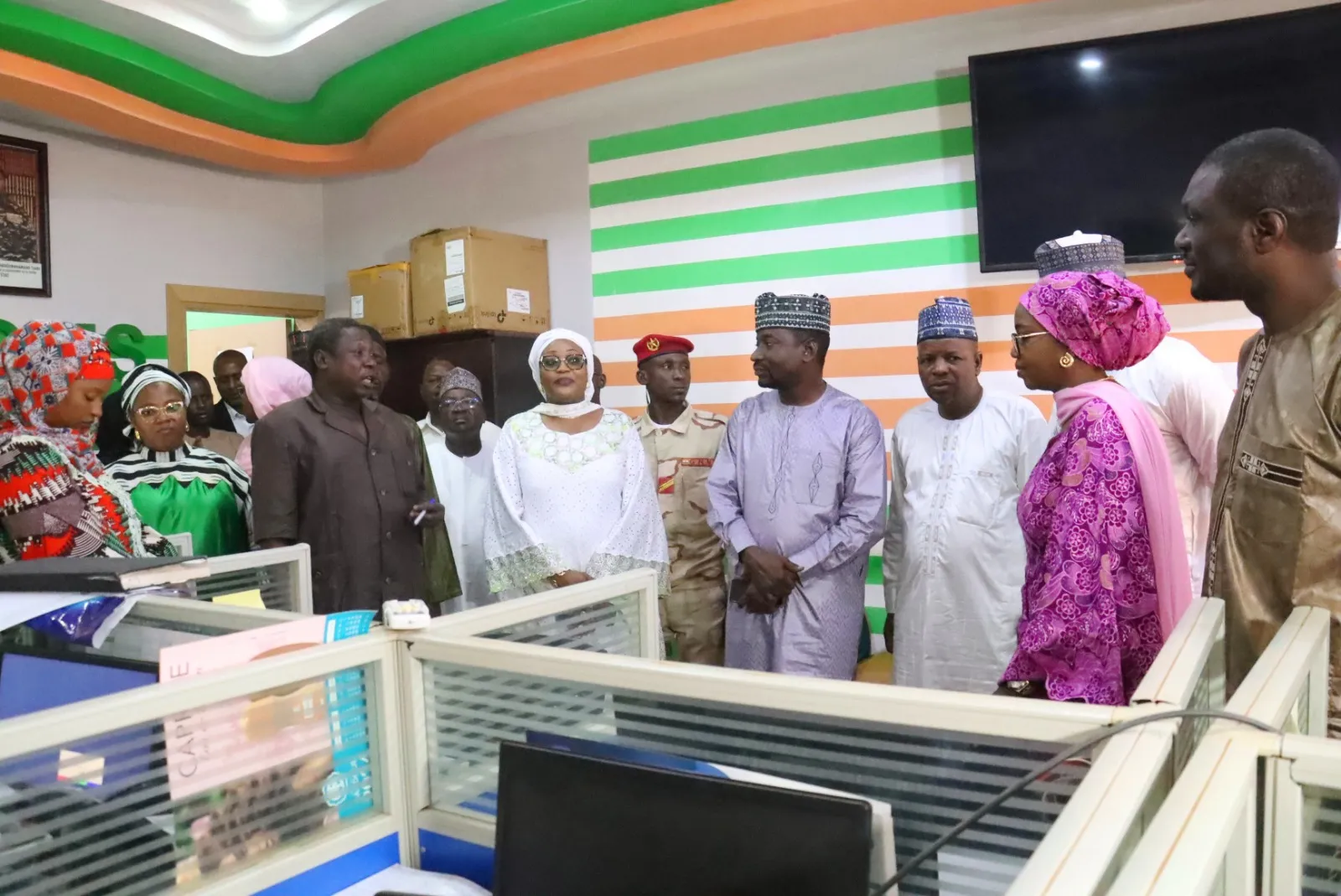 Le Ministre de la Communication s’enquiert des conditions de fonctionnement de Niger Télécom